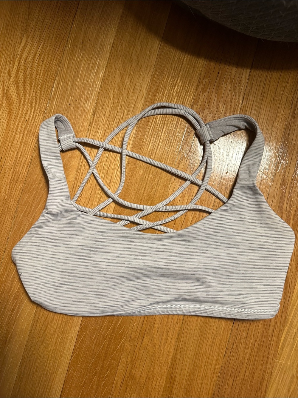 lululemon Free to Be Size 4 good condition
